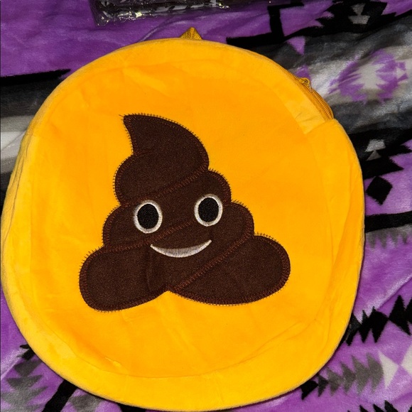 ⭐ 5 for $30 Mix & Match Items.. 
4/Emoji Face Plush Set - Picture 2 of 14